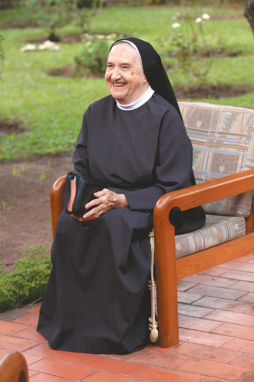 Sr_ Angela _1_.jpg