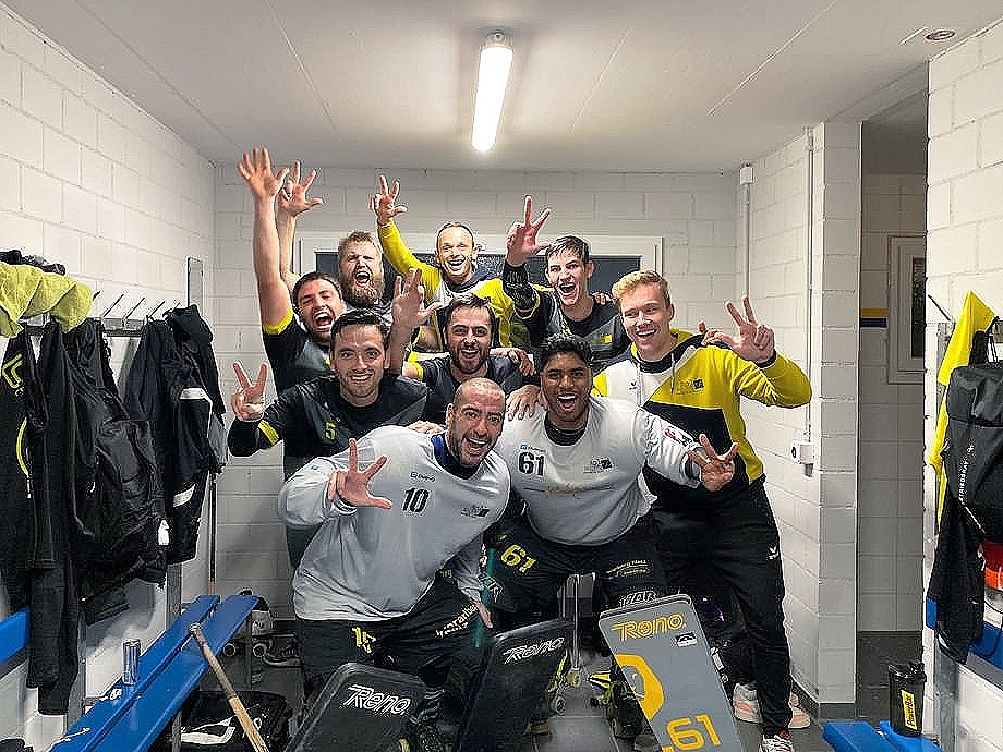 RHC Dornbirn_Kabinenparty_A_Uttigen_131121.jpg