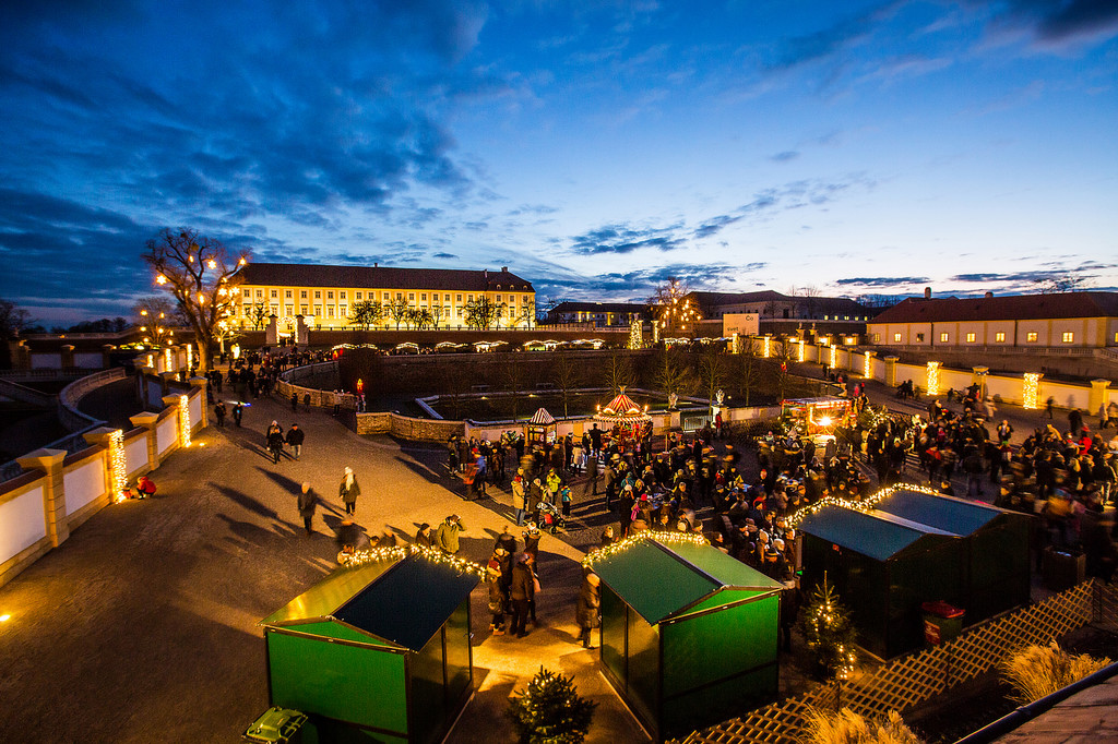 Weihnachtsmarkt Schloss Hof __ SKB_Astrid Knie _11_.jpg