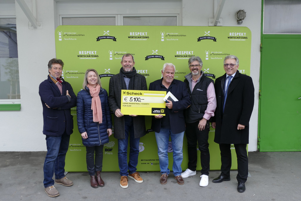 2021-11-11 Scheck__bergabe Lions _22_.JPG