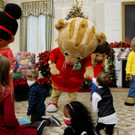 2021-11-29T191011Z_932464035_RC2I4R94E79B_RTRMADP_3_CHRISTMAS-SEASON-USA-WHITE-HOUSE.JPG