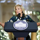 2021-11-29T205706Z_294204902_RC2I4R94HAHJ_RTRMADP_3_CHRISTMAS-SEASON-USA-WHITE-HOUSE.JPG
