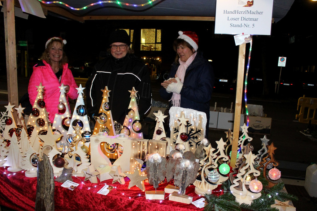 B Weihnachtsmarkt C St__nde mit Angebot 30-11-2019 _7_.JPG