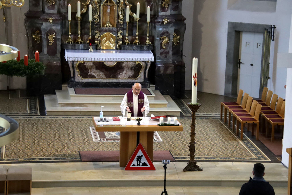 Kirche _16_.JPG