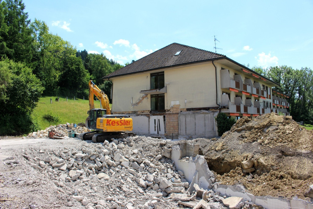 Jesuheim Projekt Haus Pf__nder E ABBRUCH MITTELTRAKT Juli 2021 _7_.JPG