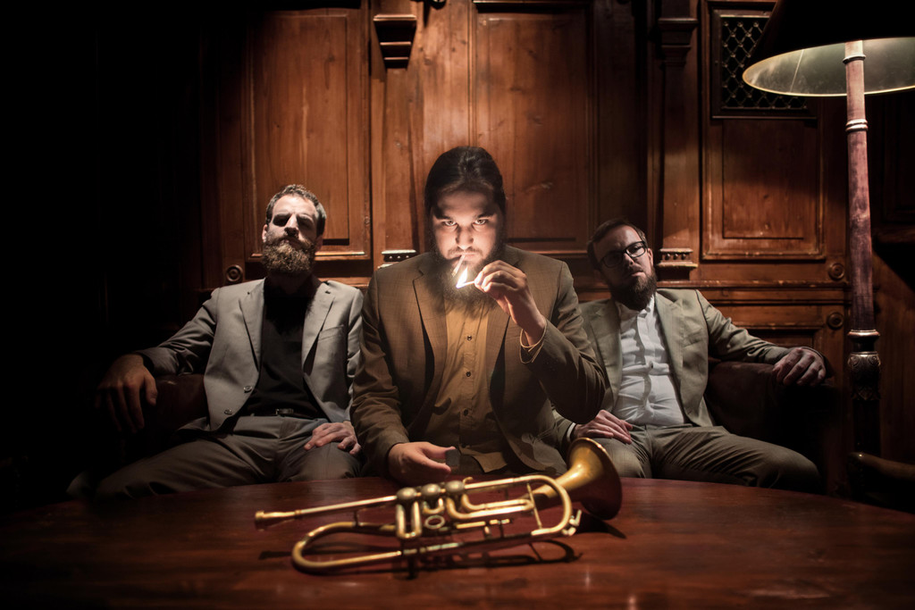 2 Interzone Beard_300dpi _c_ Severin Koller.jpg