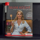 20122021 Silvia Schneider praesentiert ihr Buch -Silvia kocht ... und die kulinarische Reise geht weiter