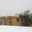 Beim neuen Kinderhaus laufen die Arbeiten auf Hochtouren und sollen noch in diesem Jahr abgeschlossen werden