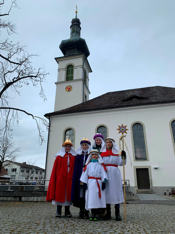 Sternsingeraktion der Pfarre B KINDERGRUPPEN 06-01-2022 _1_.jpg