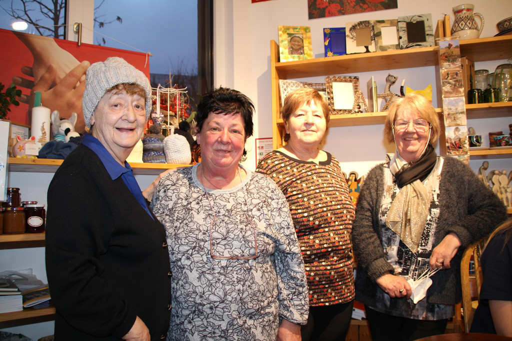 IMG_9382 Ilse Meyer_ Waltraud Hauser_ Margit Innfeld und Christel Marte.JPG