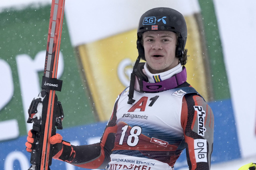 Austria_Alpine_Skiing_World_Cup_02882.jpg