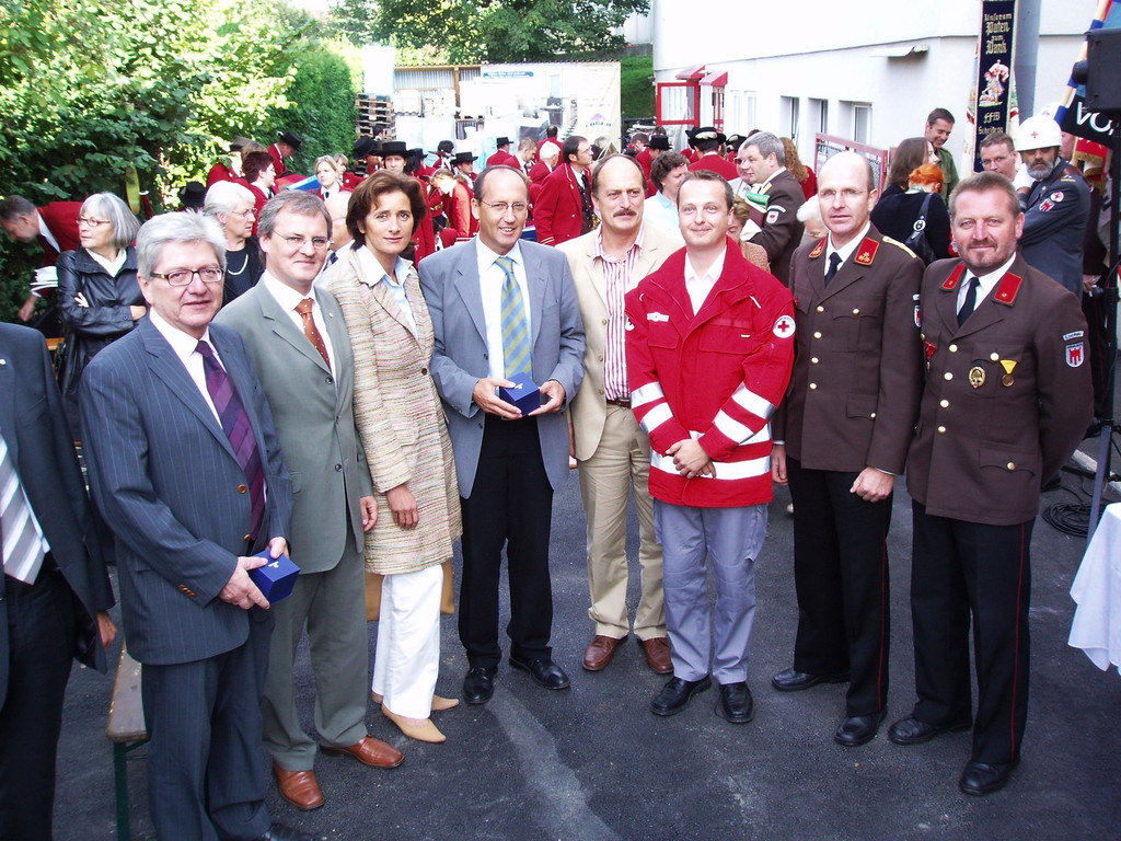 Rotkreuzst__tzpunkt D ER__FFNUNGmit Messe September 2005 _7_.jpg
