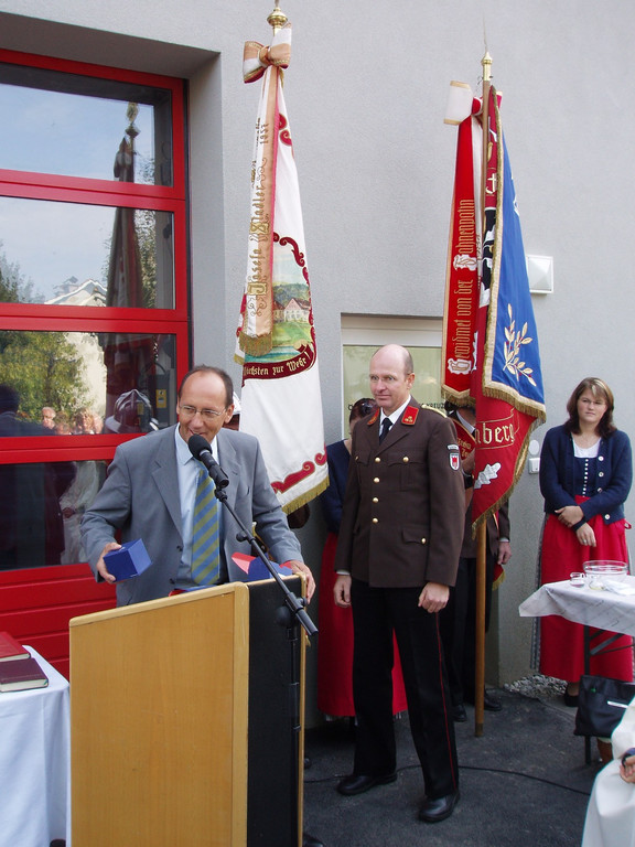 Rotkreuzst__tzpunkt D ER__FFNUNGmit Messe September 2005 _10_.jpg
