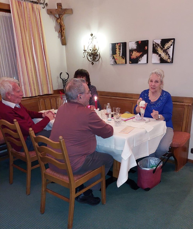 2022_01_ SR Drei K__nigs essen _4_.jpeg