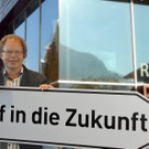 Florian Kasseroler Auf in die Zukunft.jpg