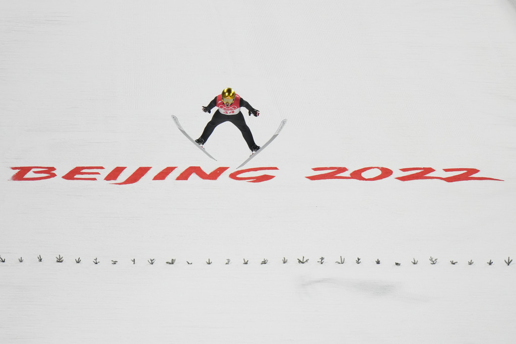 Beijing_Olympics_Ski_Jumping_61948.jpg