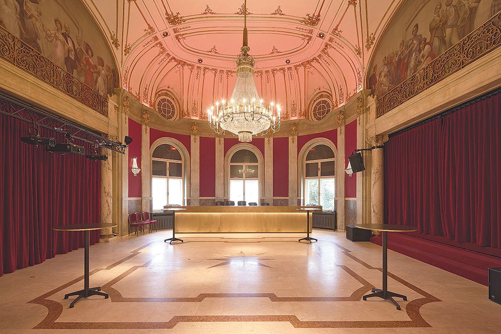 2_5__1051-Volkstheater_Rote_Bar__c_EMILBLAU_Y0A4625.jpg