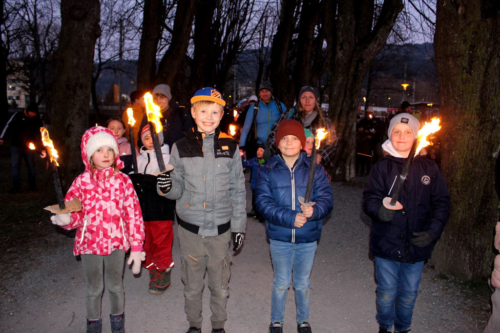 Funken B__UMLE DOKU A Kinderfackelumzug 05-03-2022 _4_.JPG