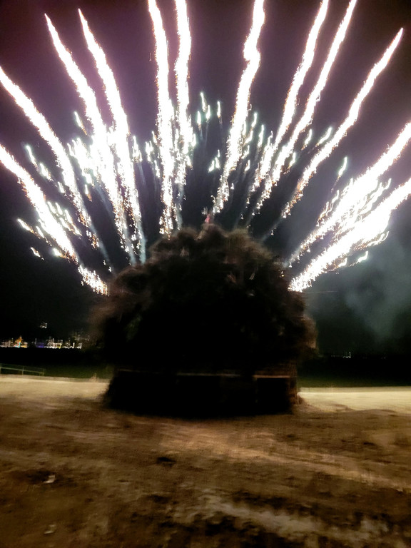 Funken B__UMLE DOKU BB Feuerwerk 05-03-2022 _1_.jpg