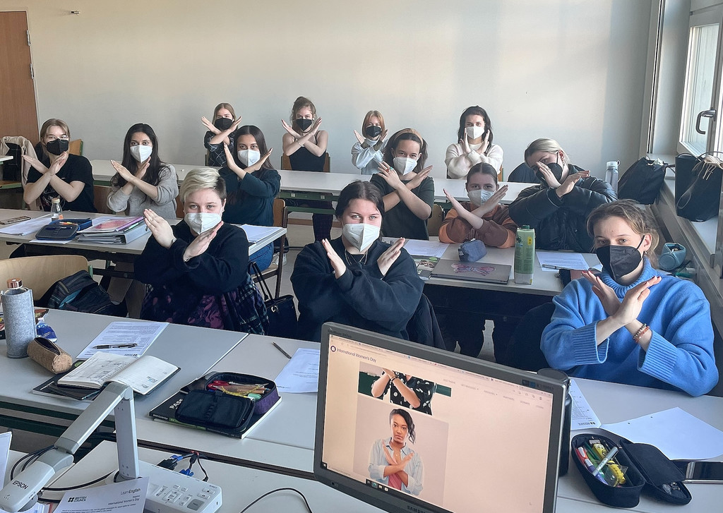 Weltfrauentag an der HTL Dornbirn #BreakTheBias_14 5_ Jahrgang Mode.jpeg