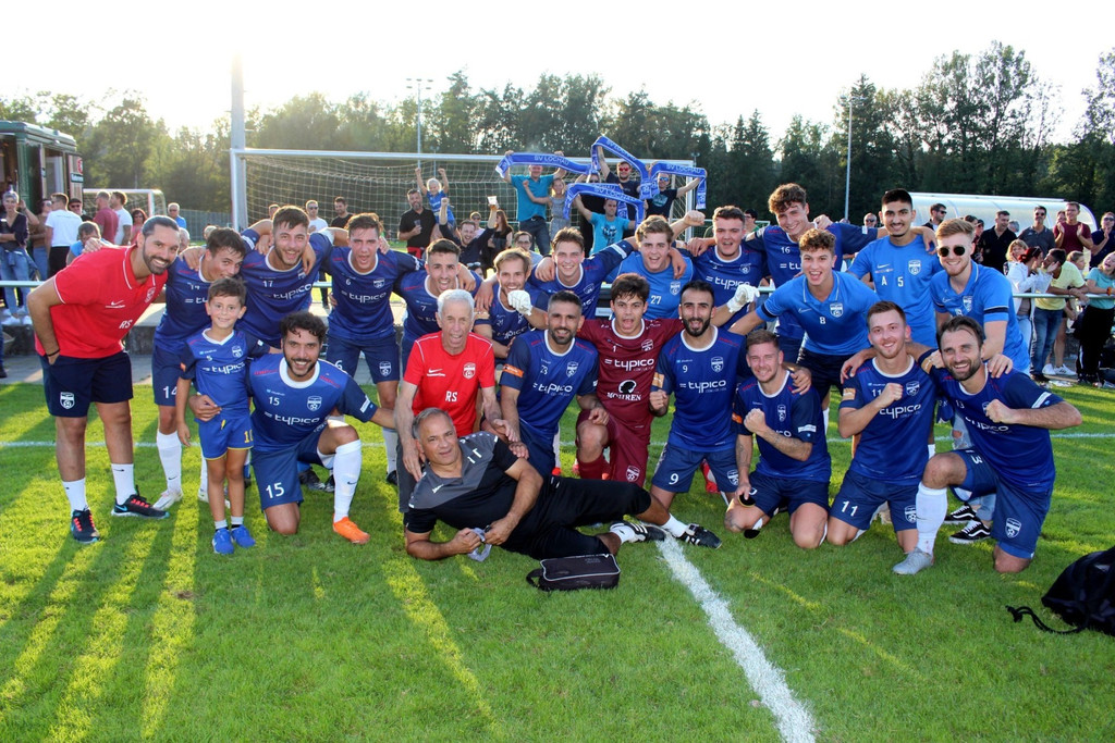 Lochau A HERBSTMEISTER TEAMFOTO.JPG
