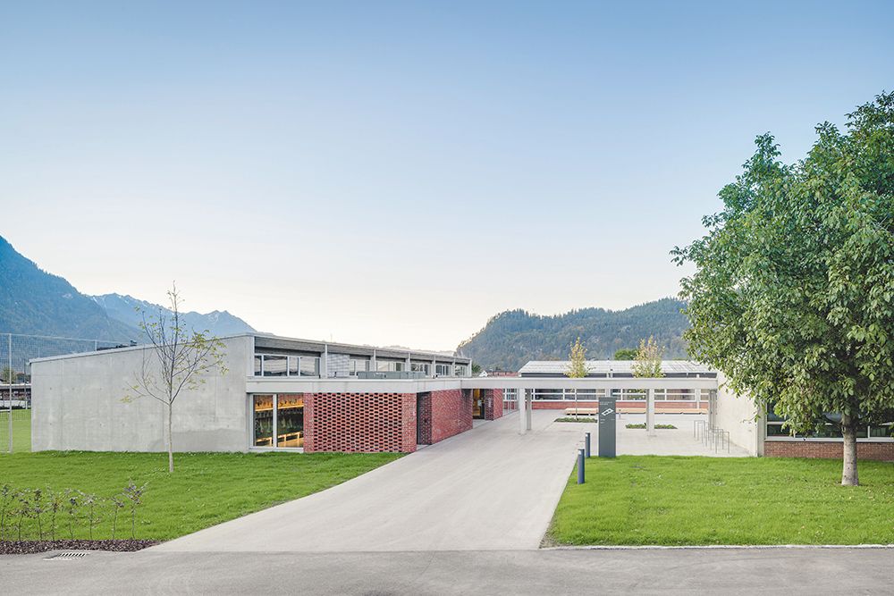 1_1_Volkschule_Nueziders_cbyHannoMackowitz__HMA2028.jpg