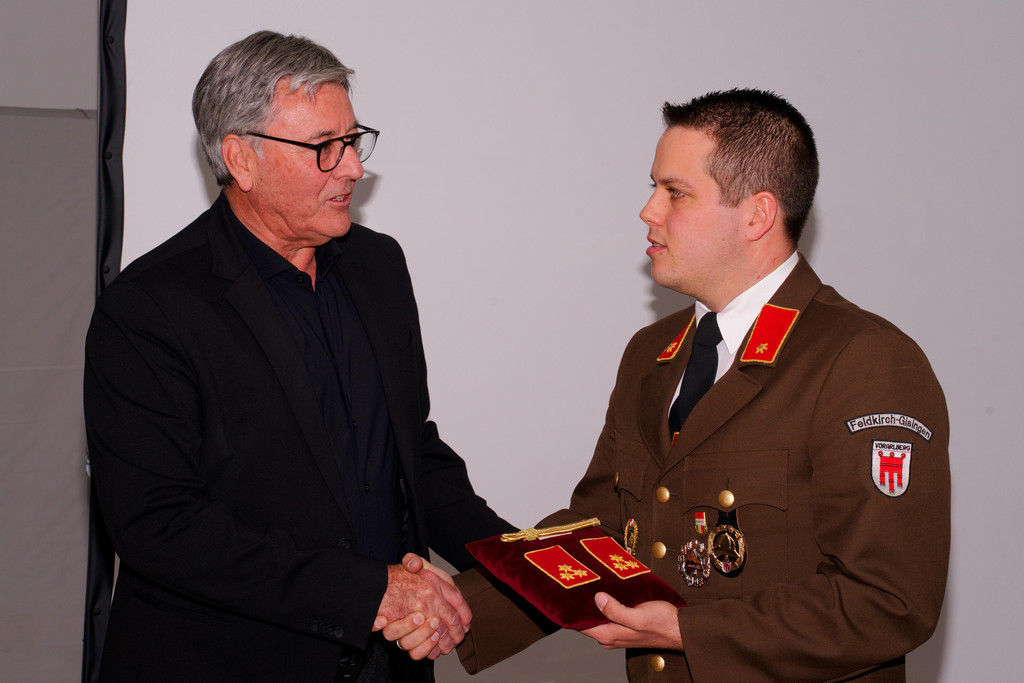 Kommando__bergabe 02.jpg