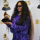 64th_Annual_Grammy_Awards_-_Press_Room_22210.jpg