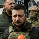 Ukraine: Selenskyj in Butscha