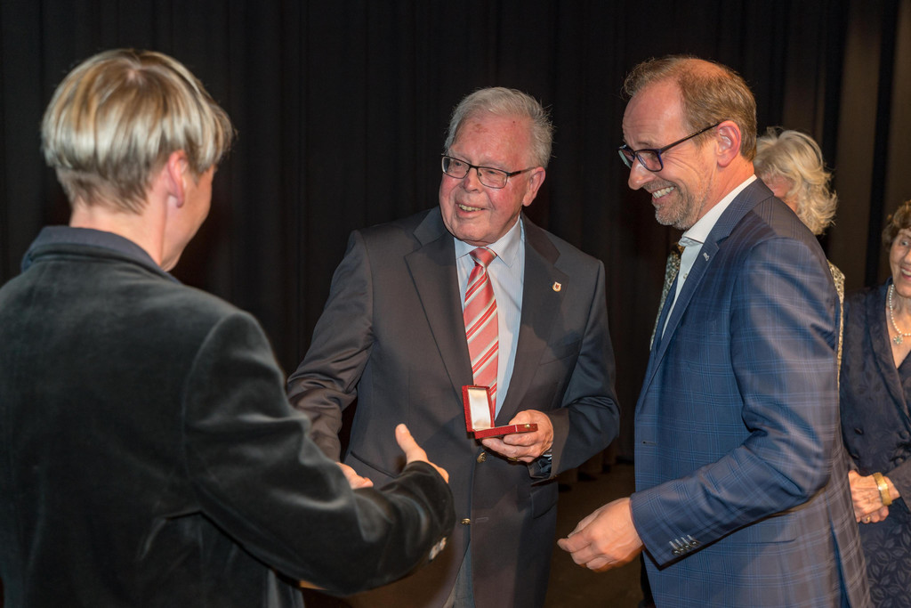 Ehrungen der Stadt Hohenems 2022 - Ehrenring- und Ehrennadeltr__ger - _c_Dietmar Stiplovsek _26_.jpg