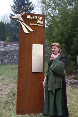 Gertrud Tschohl.JPG
