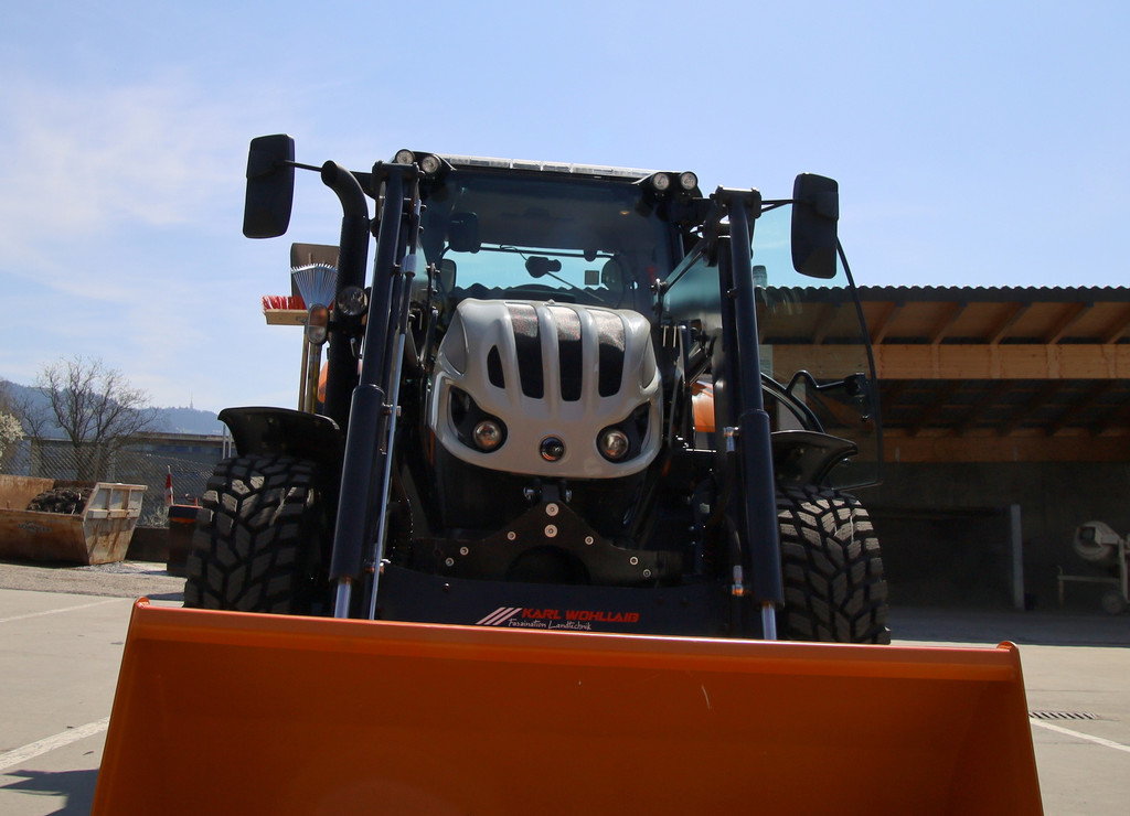 Traktor _9_.JPG