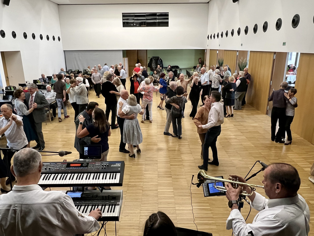 10_ La__ndle April 22.jpg