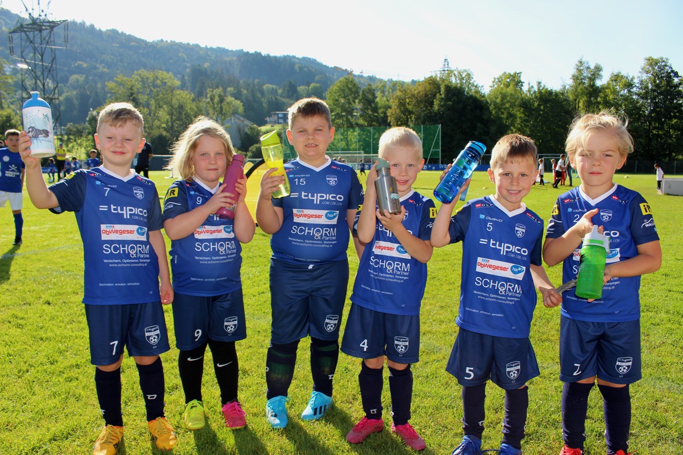 Fu__ball STADION HOFERFELD CF TRAINING Bedingungen Symbolfoto April 2022 _1_.JPG