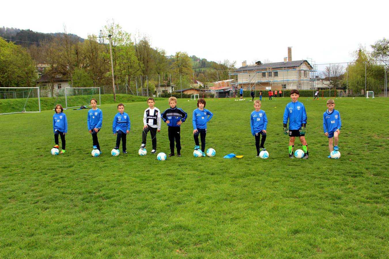 Fu__ball STADION HOFERFELD CF TRAINING Bedingungen Symbolfoto April 2022 _4_.JPG