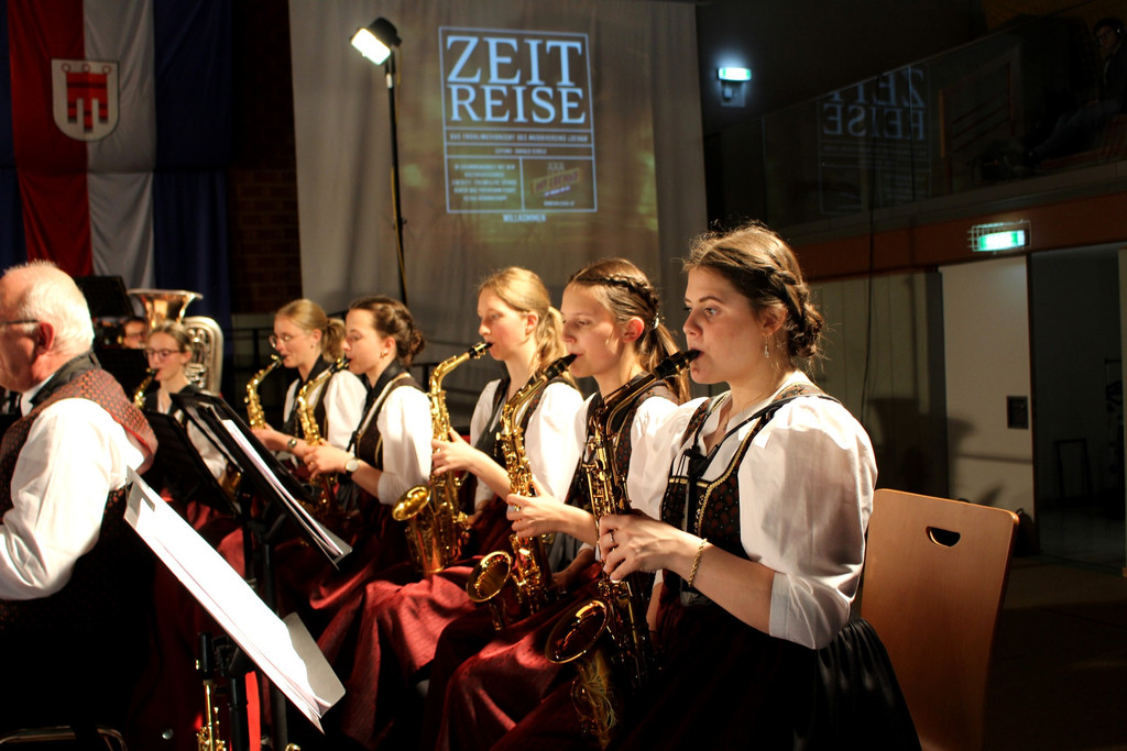 Musikverein FR__HLINGSKONZERT AA Klangk__rper AUSSCHNITT 23-04-2022 _11_.JPG