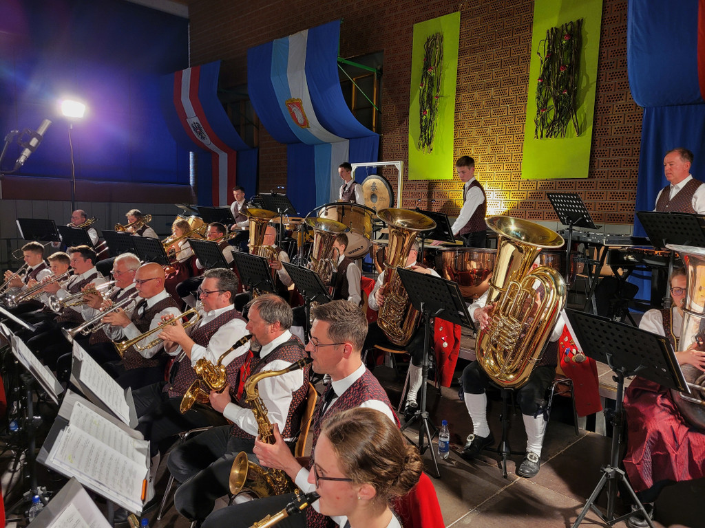 Musikverein FR__HLINGSKONZERT AA Klangk__rper AUSSCHNITT 23-04-2022 _2_.jpg