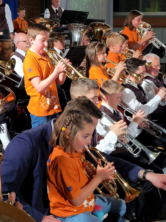 Musikverein FR__HLINGSKONZERT B Klangk__rper mit JUGEND 23-04-2022 _15_.jpg