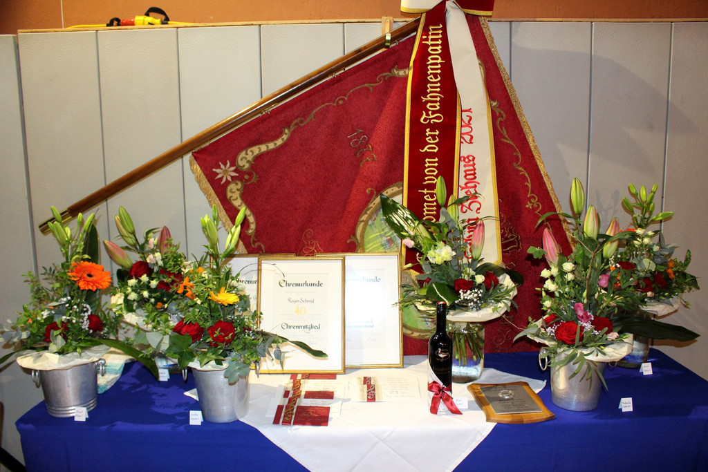 Musikverein FR__HLINGSKONZERT E Publikum UND ANDERES 23-04-2022 _9_.JPG