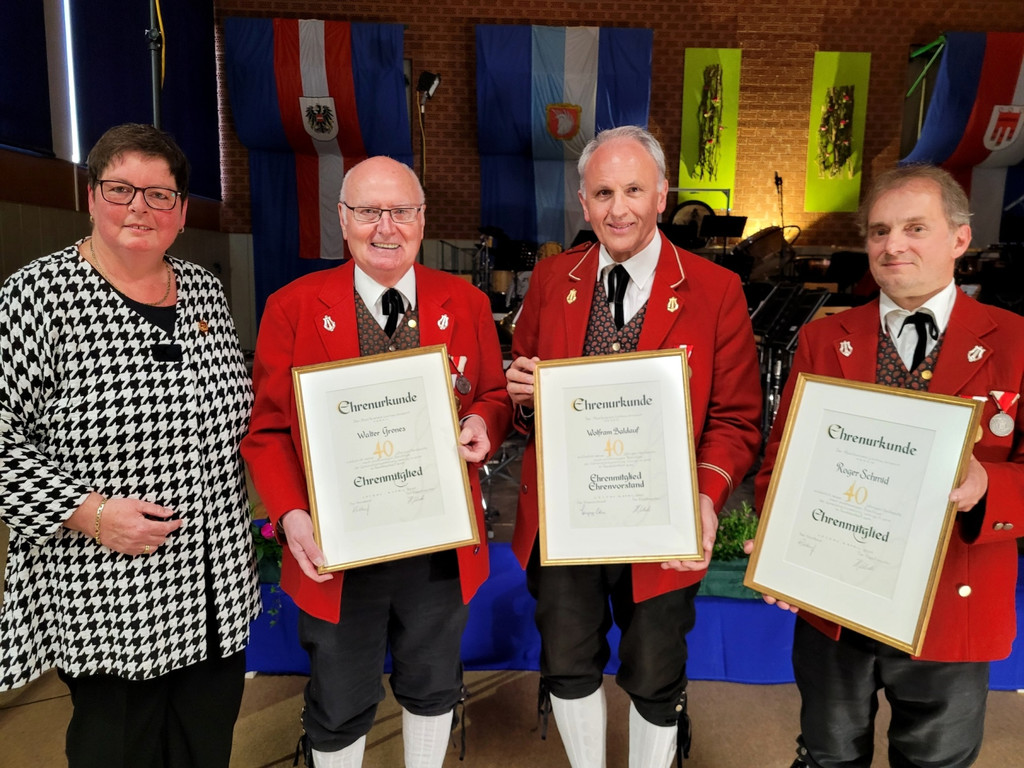 Musikverein FR__HLINGSKONZERT C EHRUNGEN 23-07-2022 _3_.jpg
