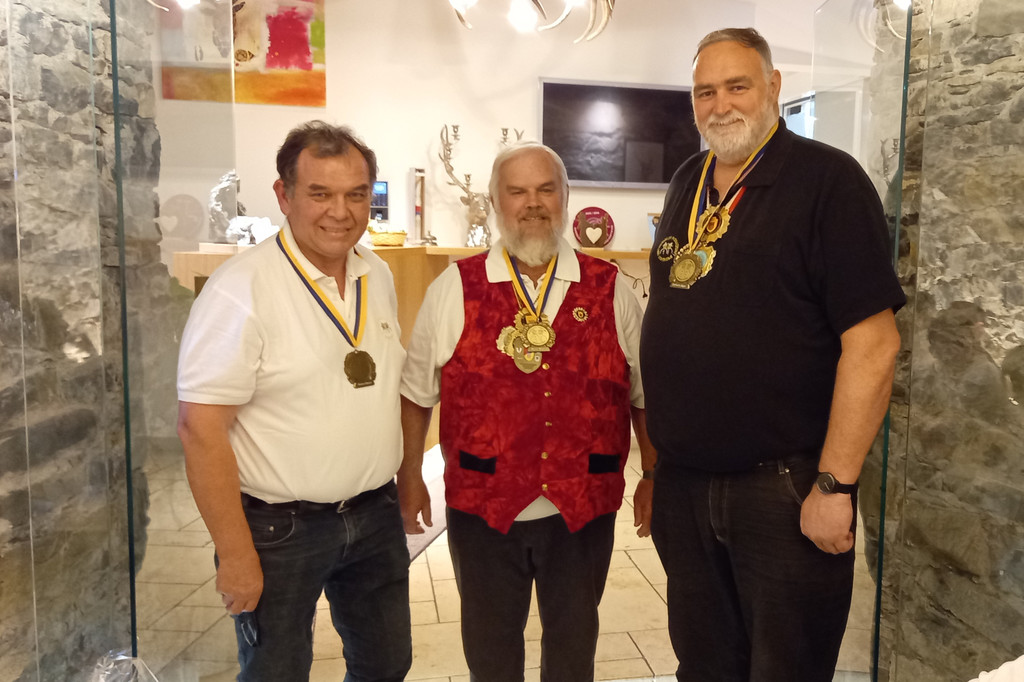 Verdienstorden Reinhard Metzler Horst Mathis Gerhard J__ger.jpg