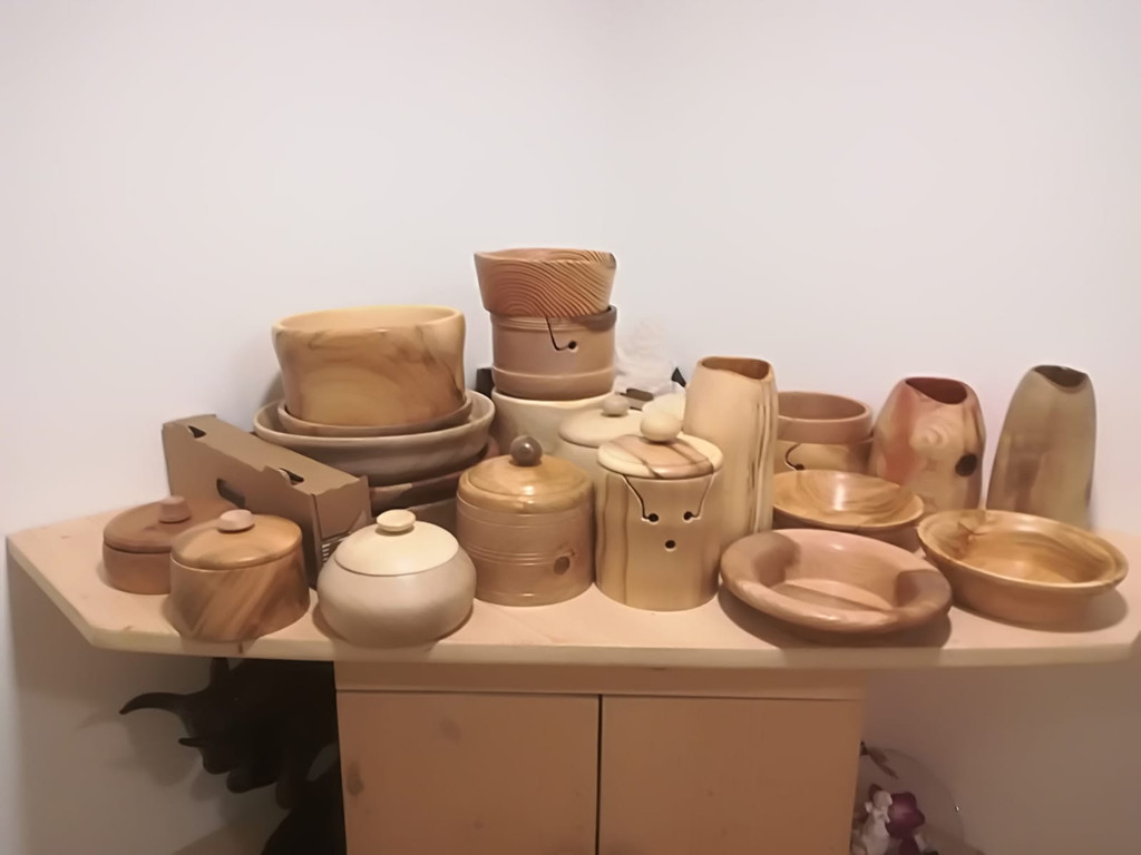 Foto Schwab Anita Drechselobjekte.jpg