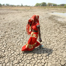 2022-05-06T061522Z_307568284_RC2D0U9HOD9T_RTRMADP_3_INDIA-HEATWAVE-WATER.JPG