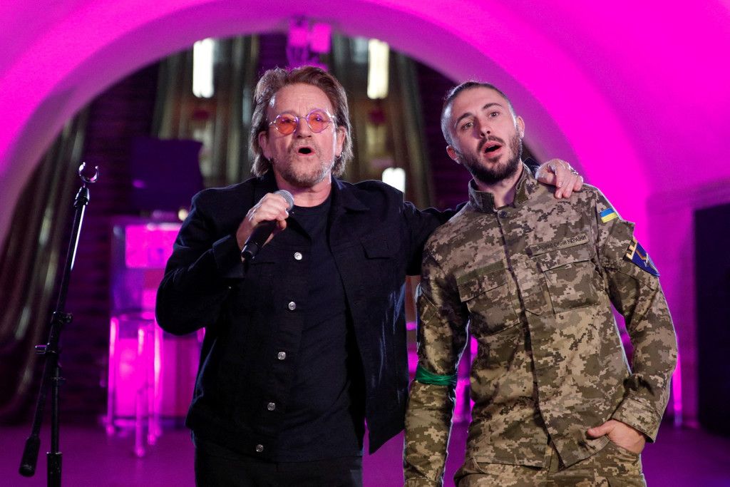 2022-05-08T122822Z_974187867_RC2Y2U9KS43M_RTRMADP_3_UKRAINE-CRISIS-BONO.JPG