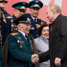 2022-05-09T081428Z_723364116_RC2K3U98MDA1_RTRMADP_3_WW2-ANNIVERSARY-RUSSIA-PARADE.jpg