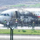 Flugzeug in China beim Start in Brand geraten