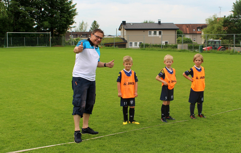 Fu__ball NACHWUCHS U7 Turnier Lochau 22-05-2022 _24_.JPG