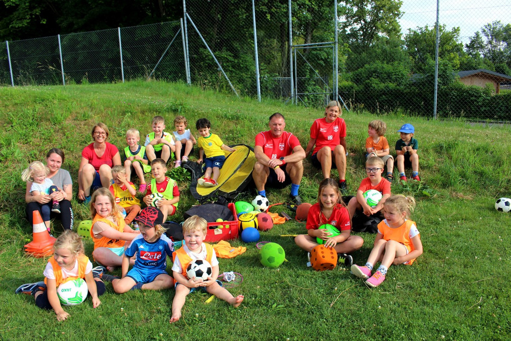 Fu__ball NACHWUCHS Training ALLGEMEIN 21-06-2021 _2_.JPG