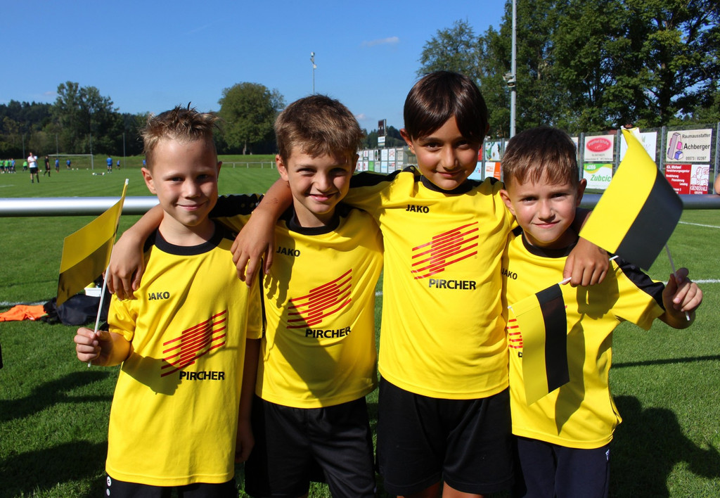 H__rbranz VOL FUSSBALL FEST 75 JAHRE Symbolfoto Ank__ndigung TERMIN Juni 2022  _14_.JPG