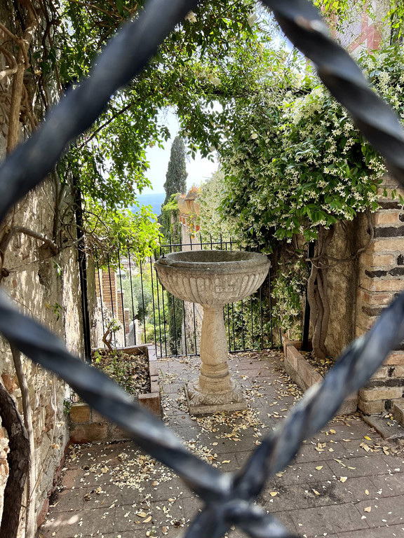 03_ 25_ A__tna_Taormina.jpg